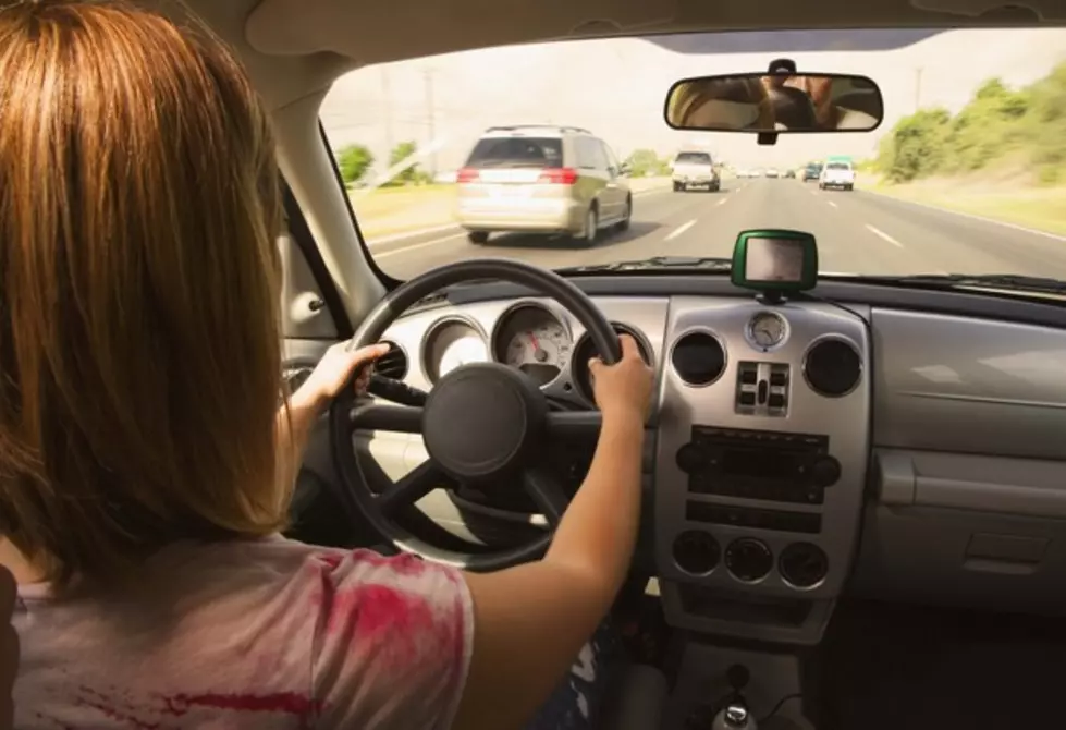 Man Helps Out Woman Down on Her Luck By Giving Her a Free Car
