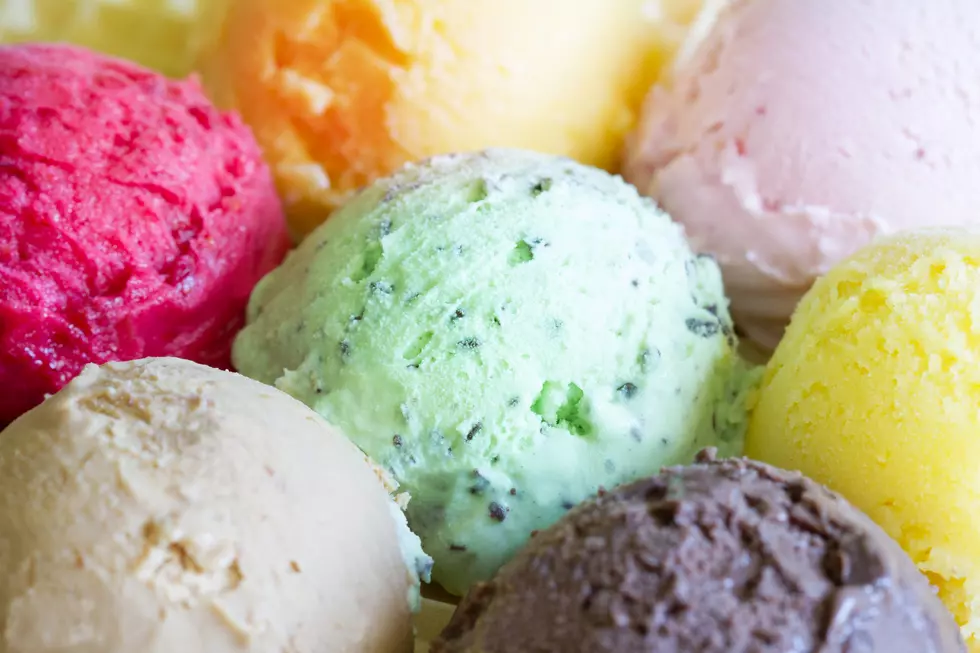 Local Ice Cream Shop Hiring with a Sweet Bonus for The Summer